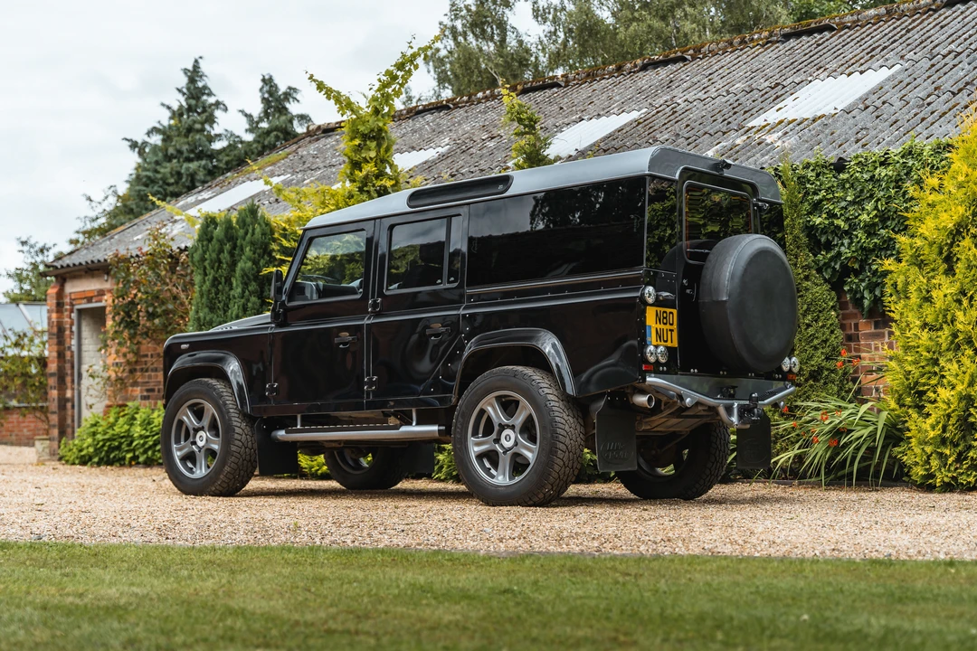 2013 Land Rover Defender 110 - Image 6 of 31