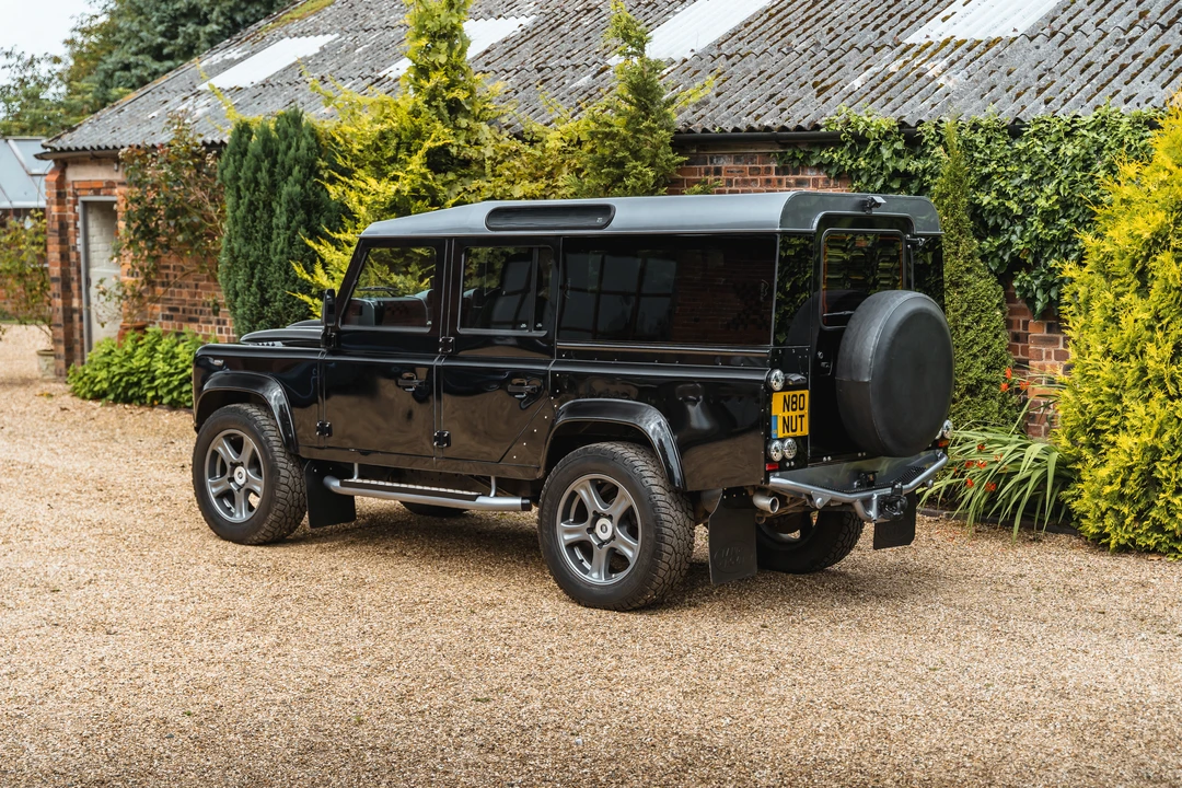 2013 Land Rover Defender 110 - Image 14 of 31