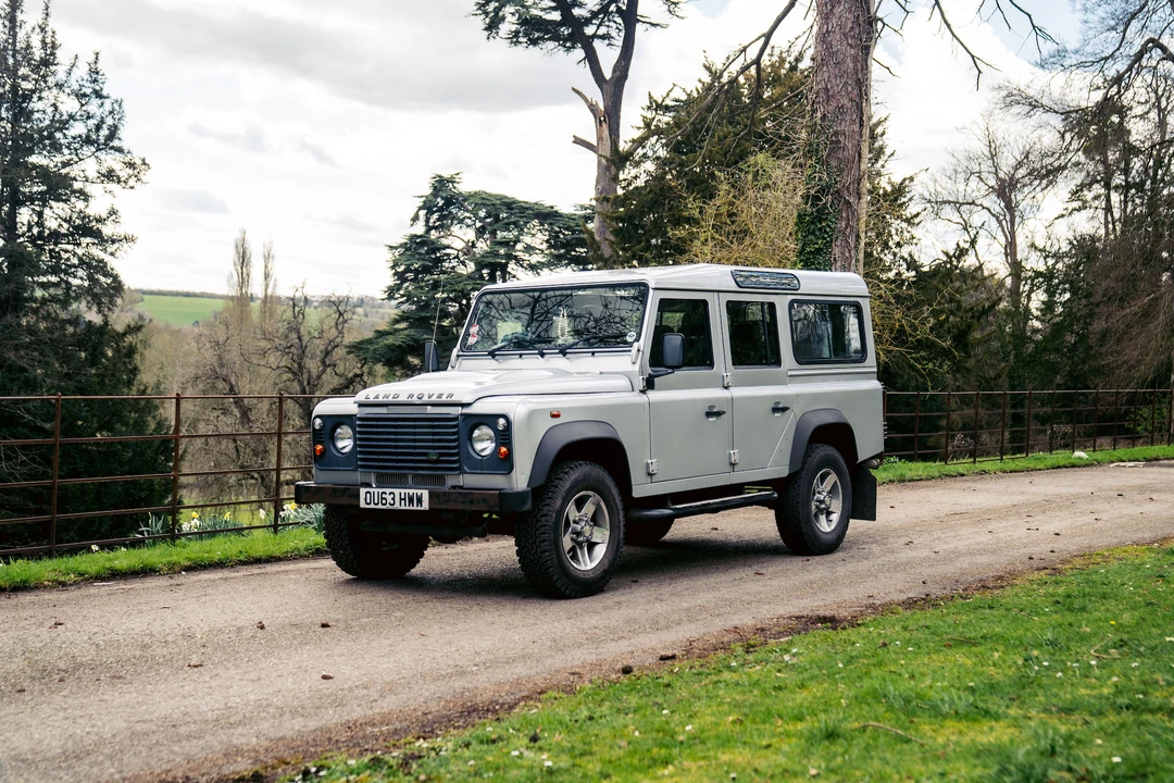 2013 Land Rover Defender 110 - Image 12 of 31
