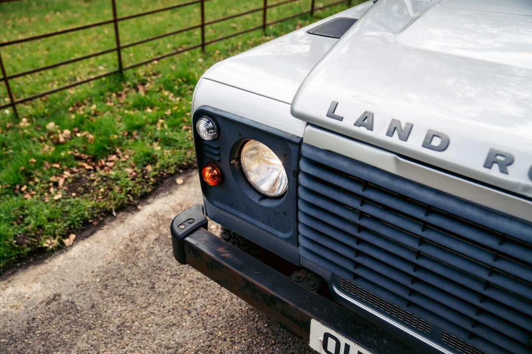 2013 Land Rover Defender 110 - Image 24 of 31