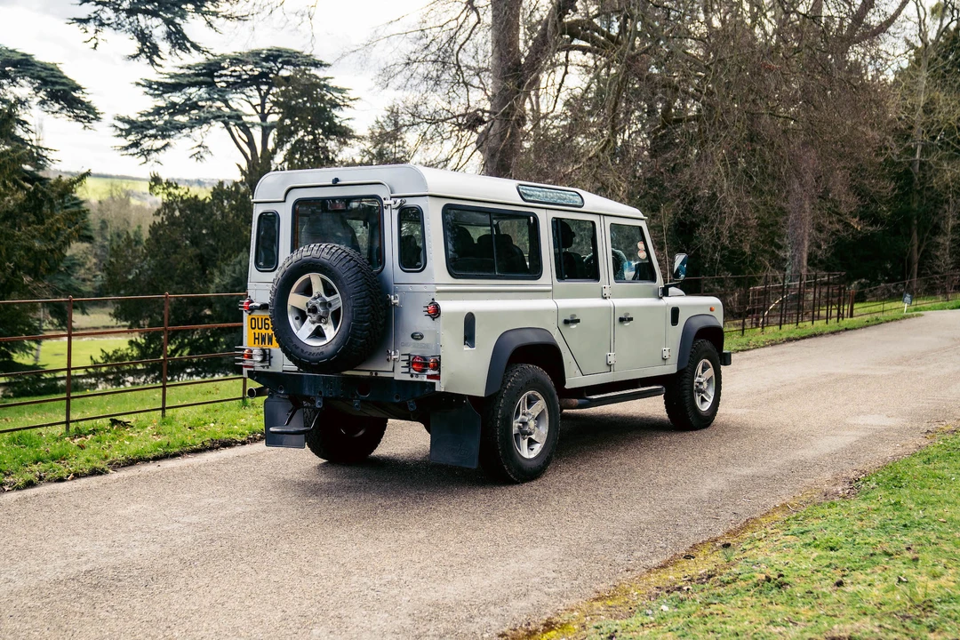 2013 Land Rover Defender 110 - Image 8 of 31