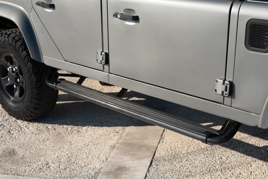 2013 Land Rover Defender 110 - Image 29 of 31