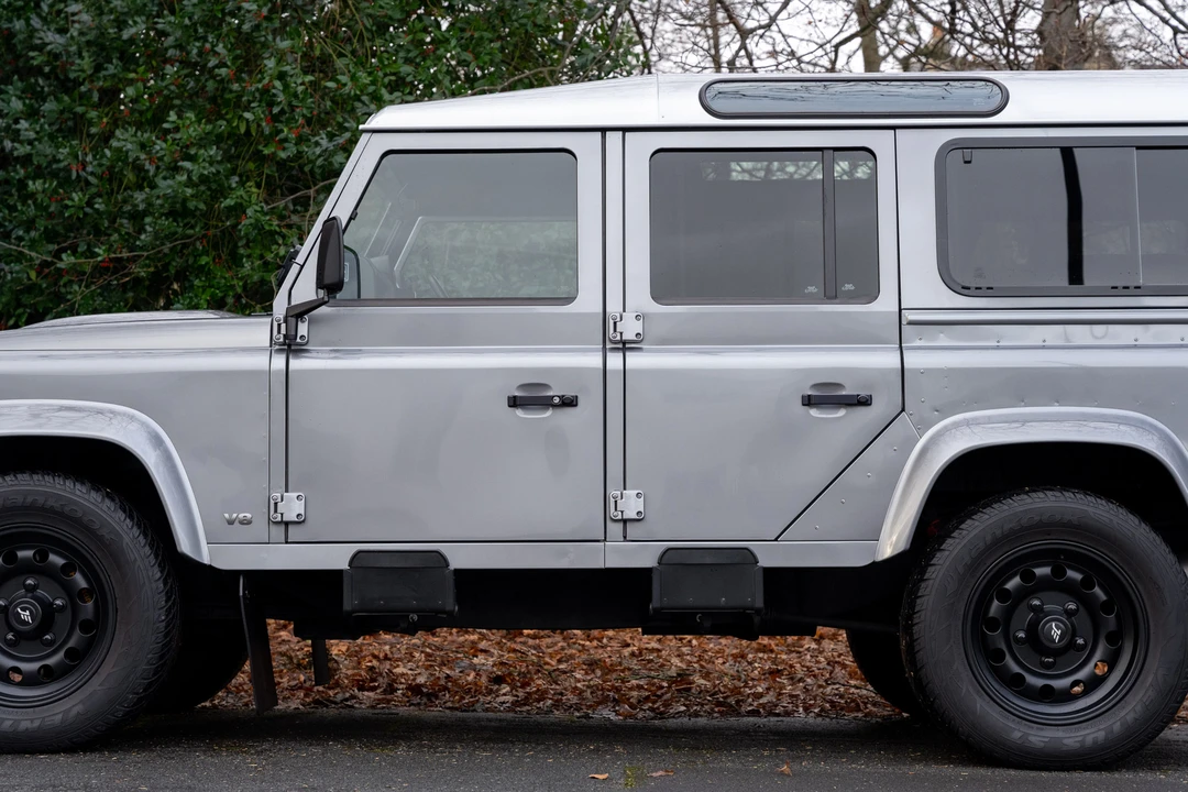 2013 Land Rover Defender 110 - Image 22 of 29