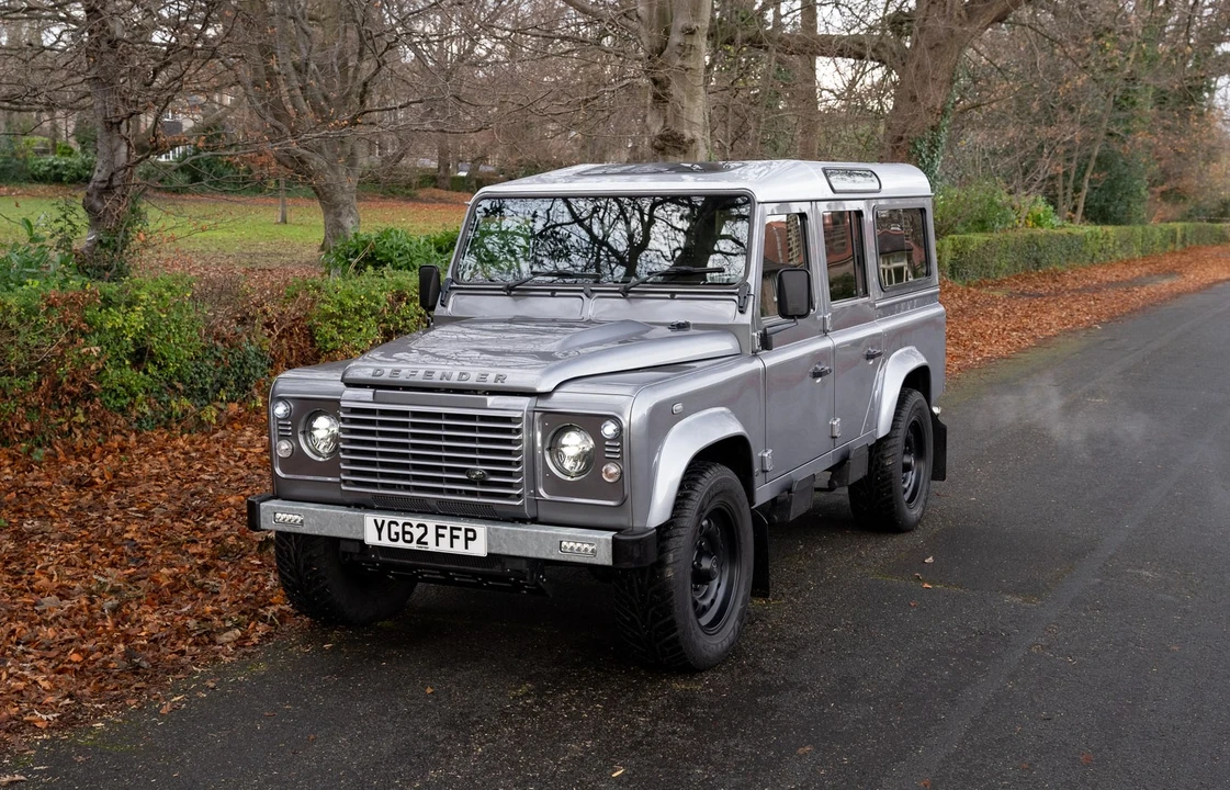 2013 Land Rover Defender 110 - Image 11 of 29