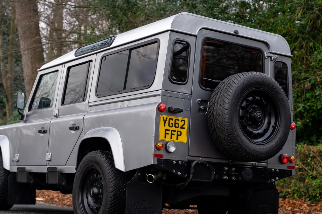 2013 Land Rover Defender 110 - Image 15 of 29