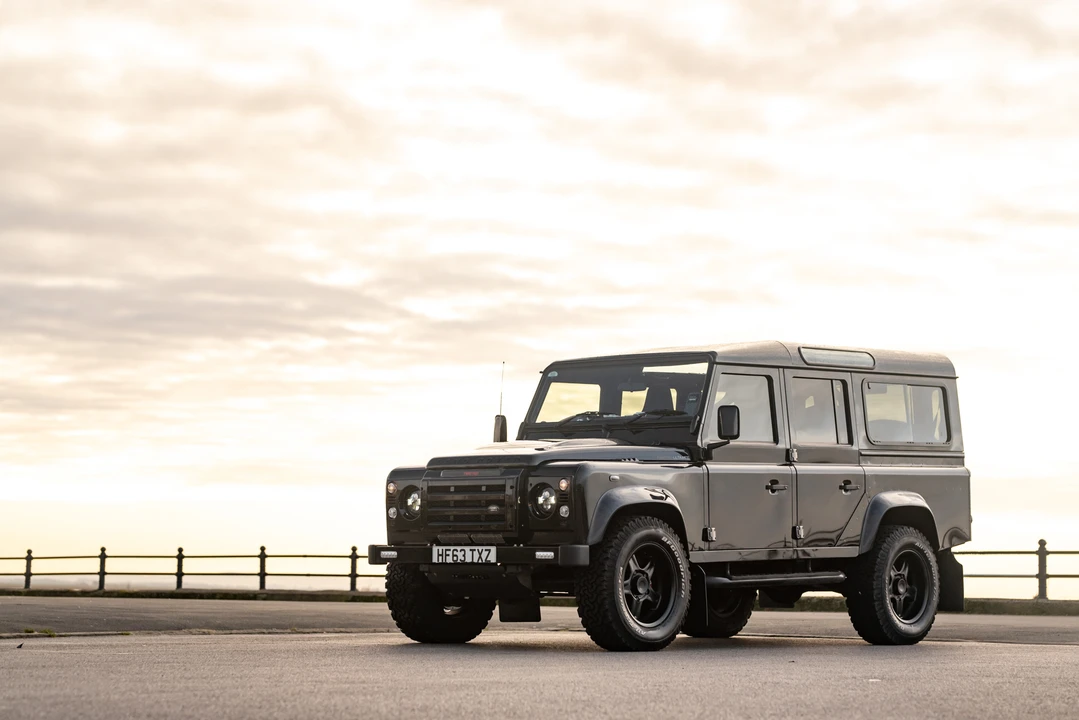 2013 Land Rover Defender 110 - Image 4 of 31