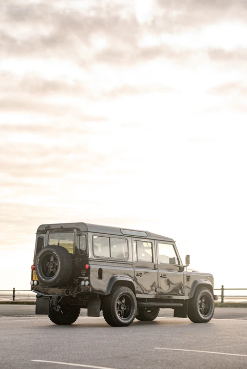 2013 Land Rover Defender 110 - Image 25 of 31