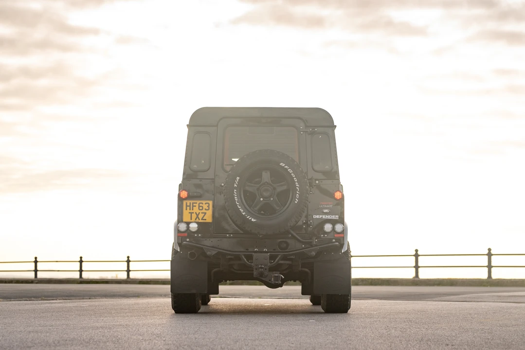 2013 Land Rover Defender 110 - Image 27 of 31