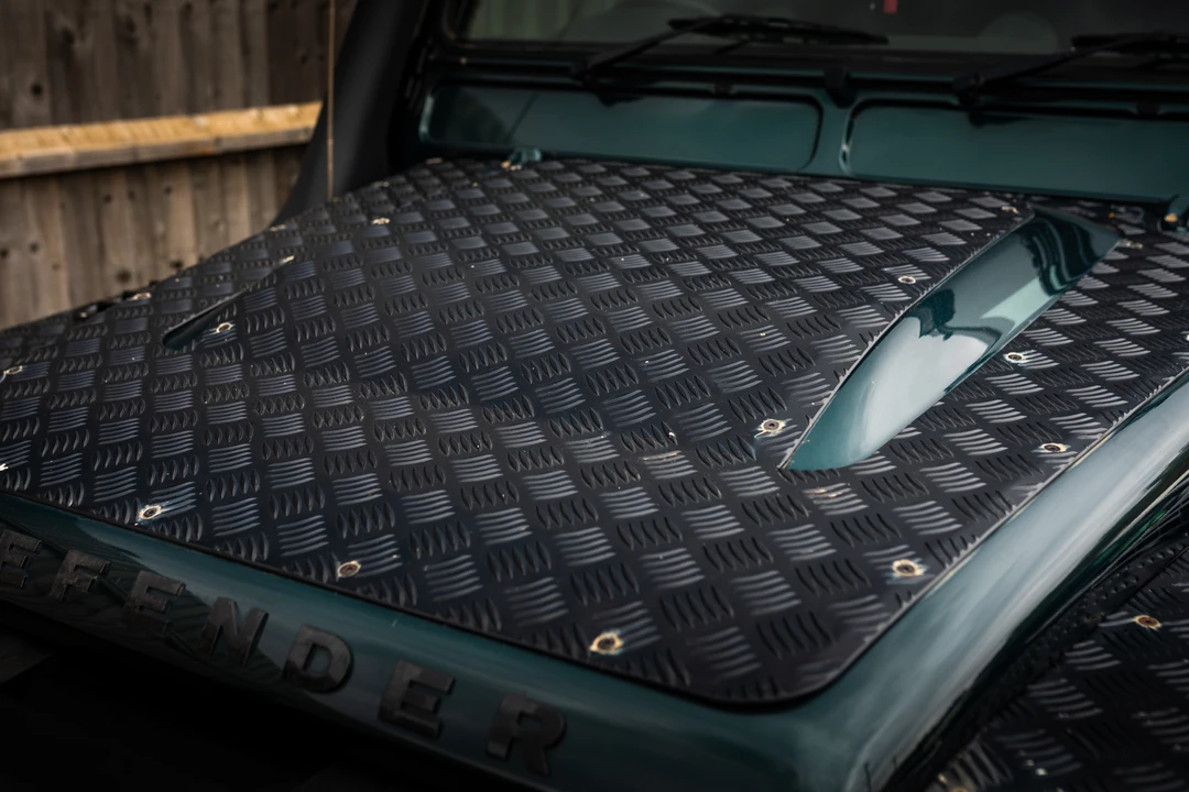 2013 Land Rover Defender 110 - Image 16 of 31