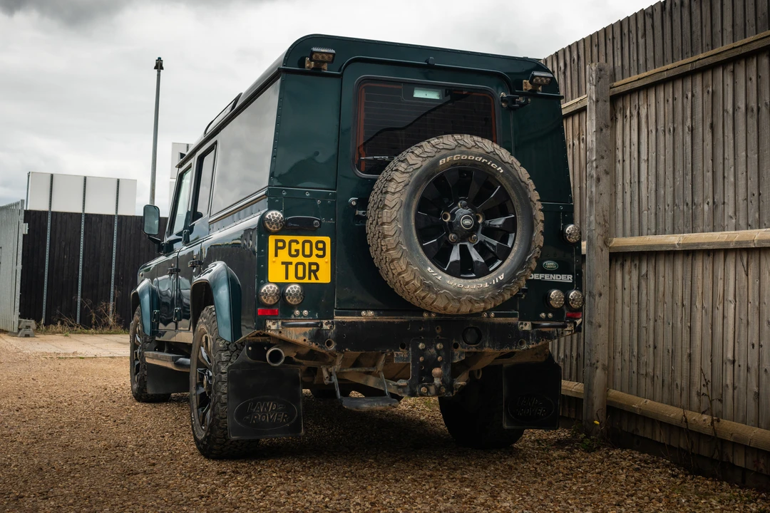 2013 Land Rover Defender 110 - Image 8 of 31