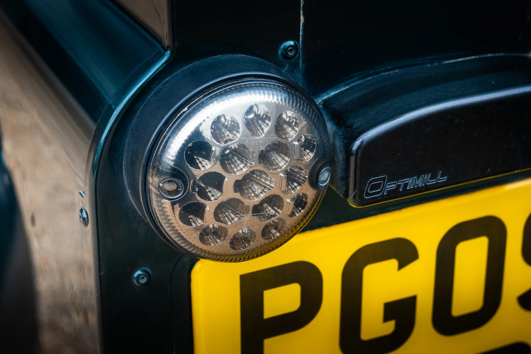 2013 Land Rover Defender 110 - Image 30 of 31
