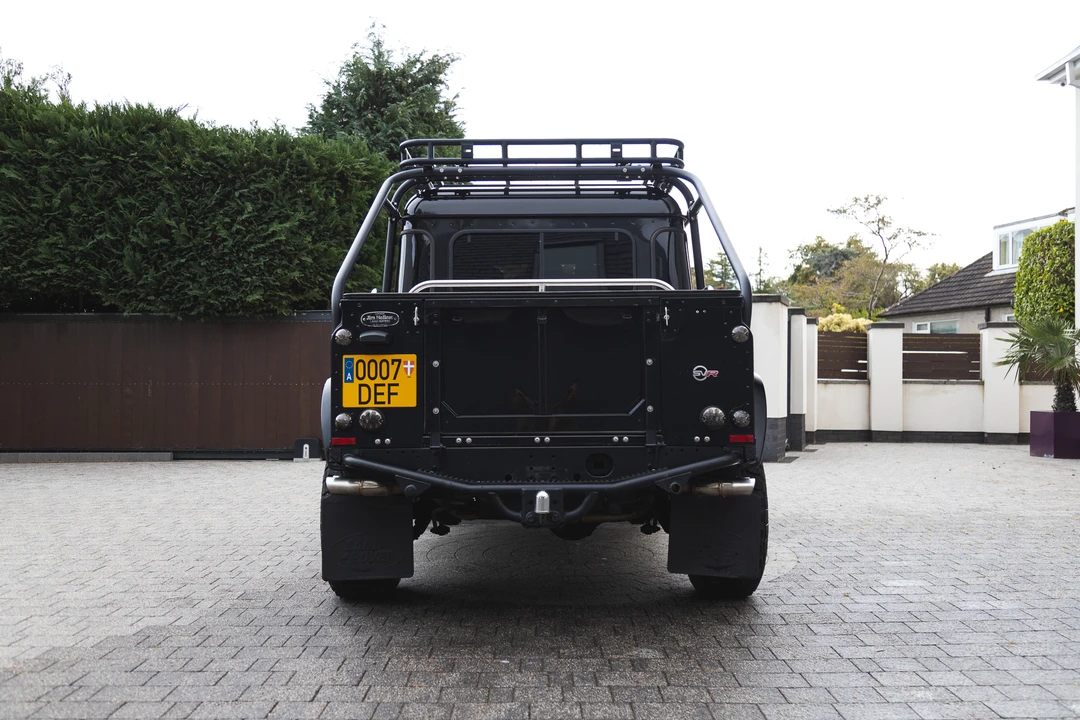 2013 Land Rover Defender 110 - Image 9 of 31