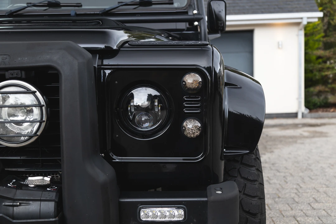 2013 Land Rover Defender 110 - Image 25 of 31