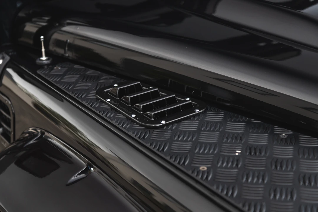 2013 Land Rover Defender 110 - Image 30 of 31