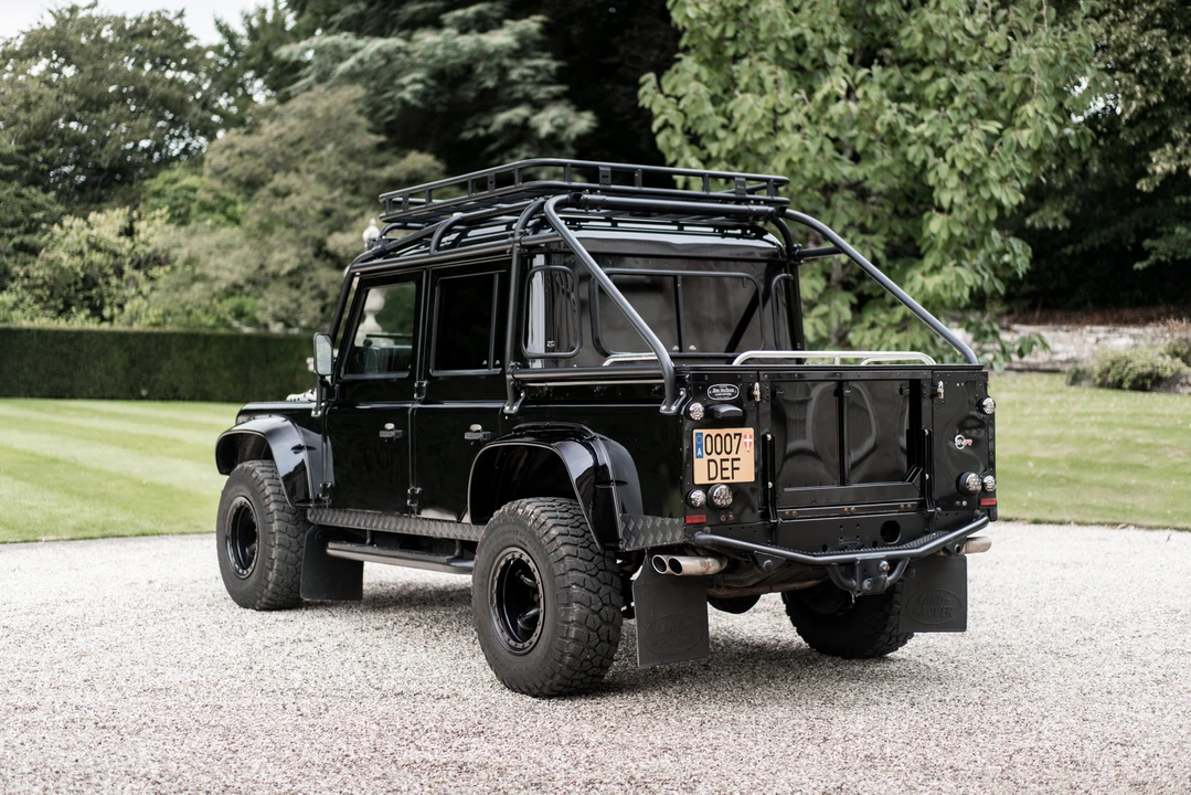 2013 Land Rover Defender 110 - Image 24 of 31