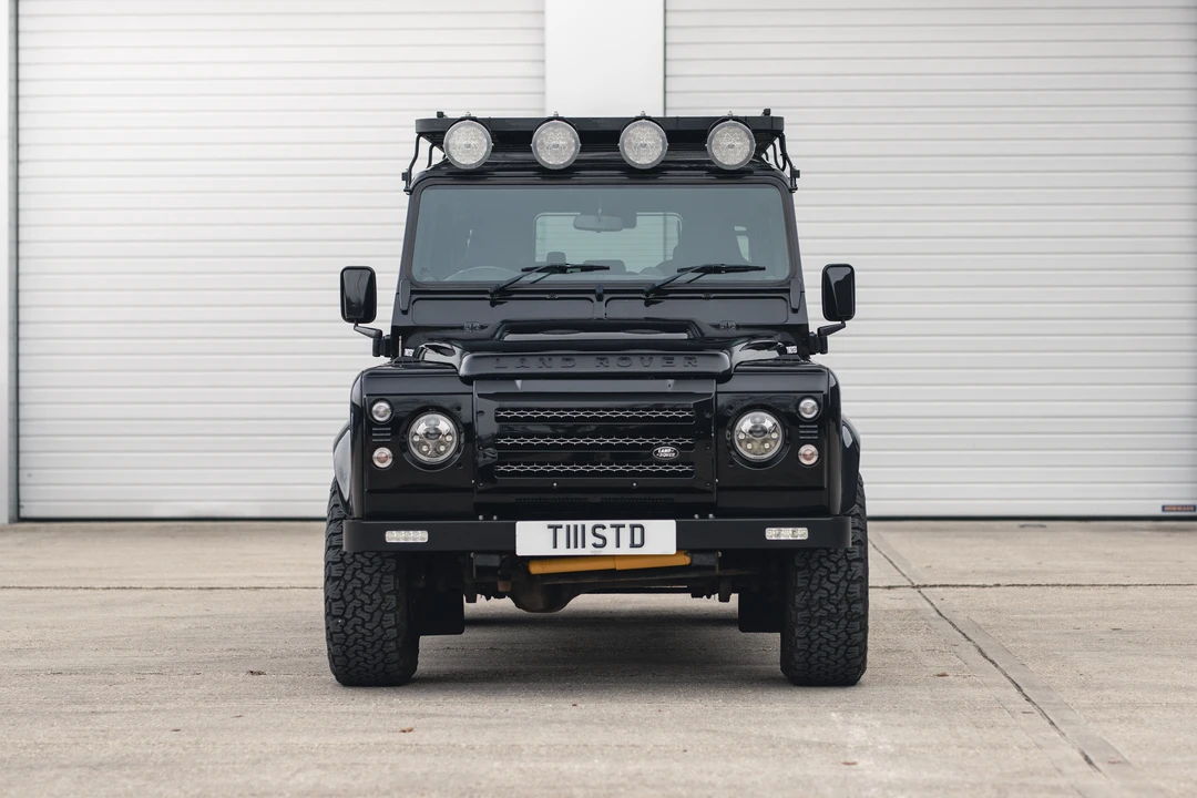 2013 Land Rover Defender 110 - Image 3 of 31