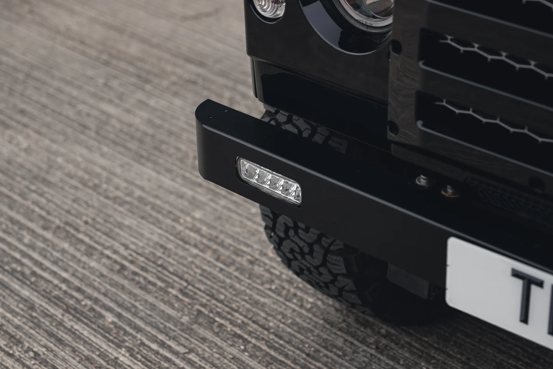 2013 Land Rover Defender 110 - Image 16 of 31