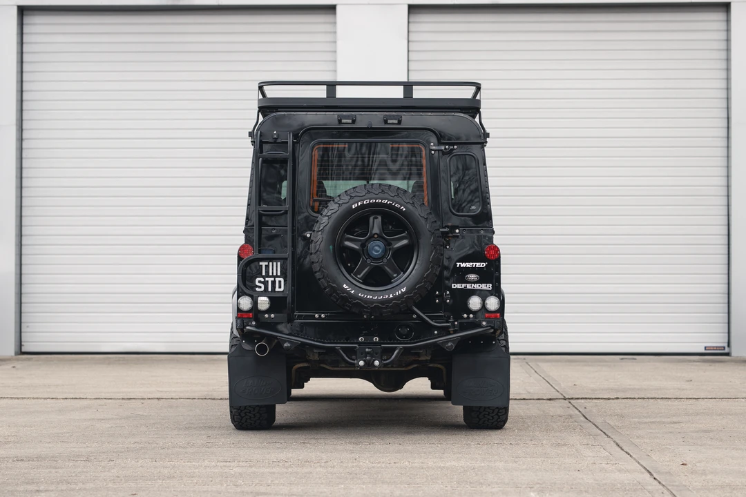 2013 Land Rover Defender 110 - Image 7 of 31