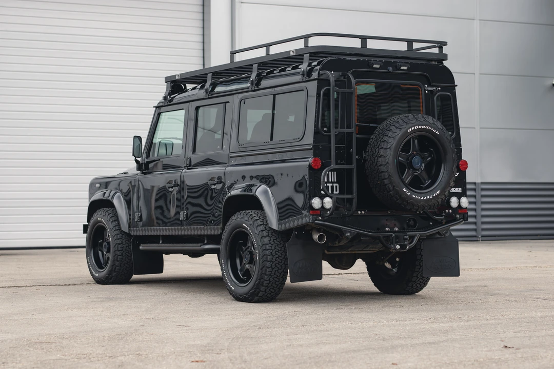 2013 Land Rover Defender 110 - Image 6 of 31