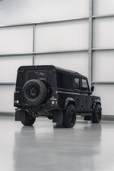 2013 Land Rover Defender 110 - Image 23 of 31