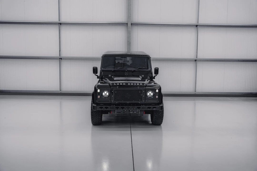 2013 Land Rover Defender 110 - Image 11 of 31