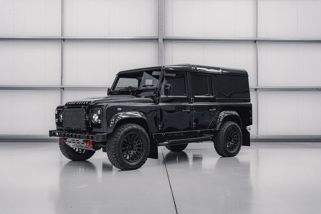 2013 Land Rover Defender 110 - Image 4 of 31