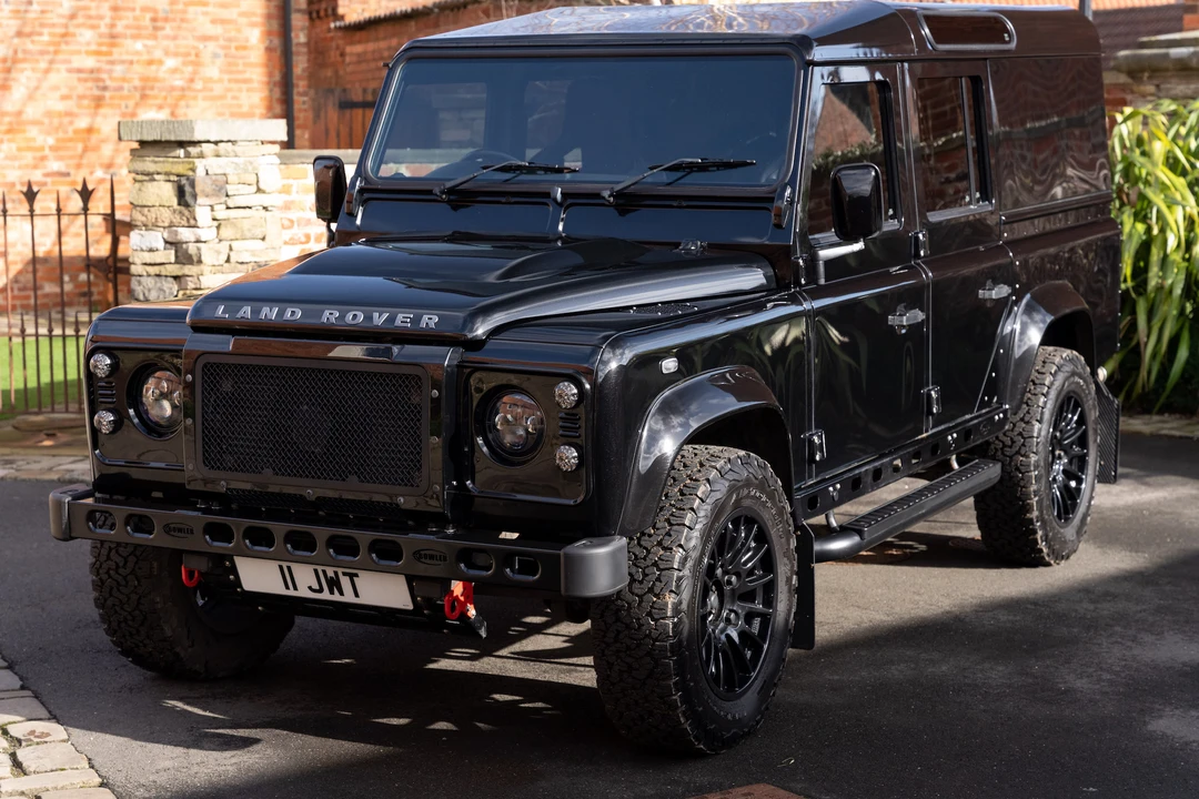 2013 Land Rover Defender 110 - Image 18 of 31