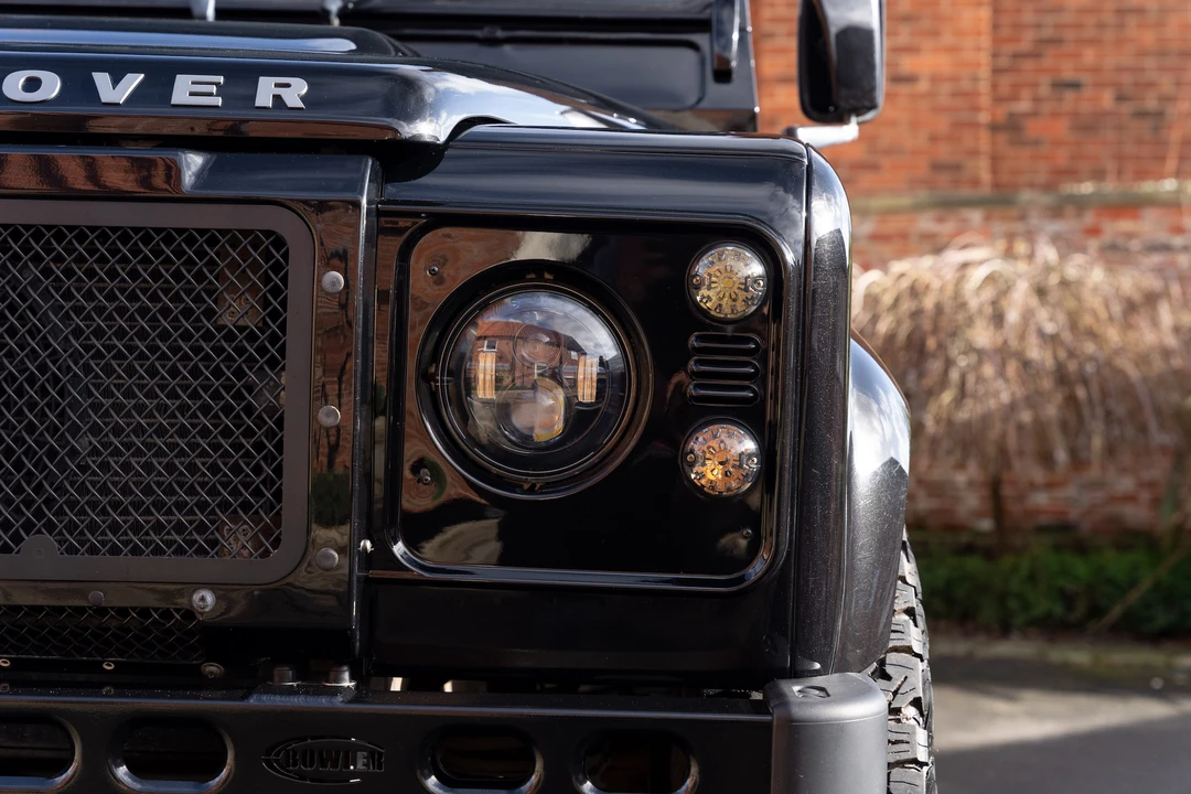 2013 Land Rover Defender 110 - Image 26 of 31