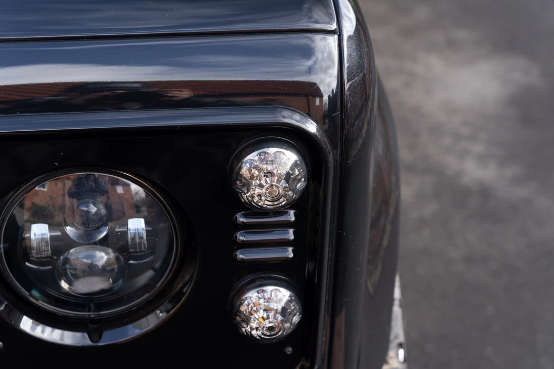 2013 Land Rover Defender 110 - Image 30 of 31