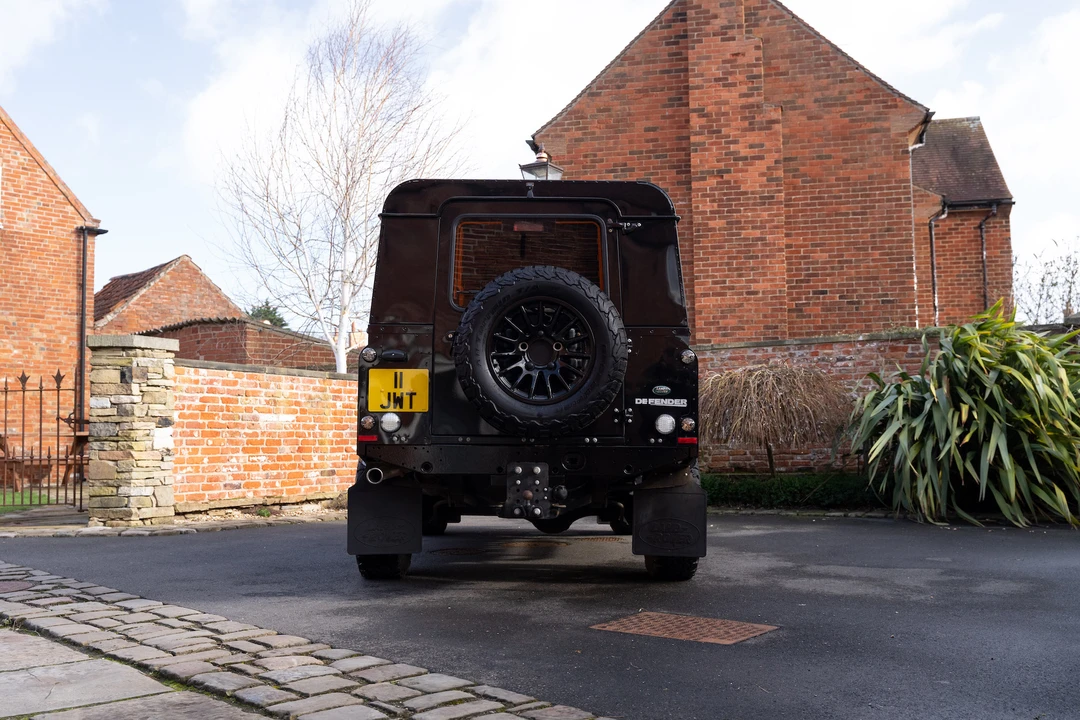 2013 Land Rover Defender 110 - Image 13 of 31