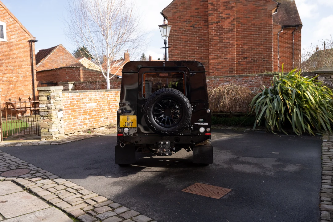 2013 Land Rover Defender 110 - Image 7 of 31