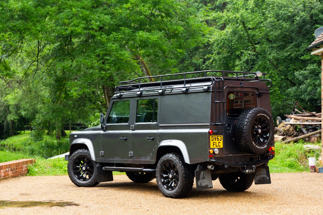 2013 Land Rover Defender 110 - Image 8 of 31