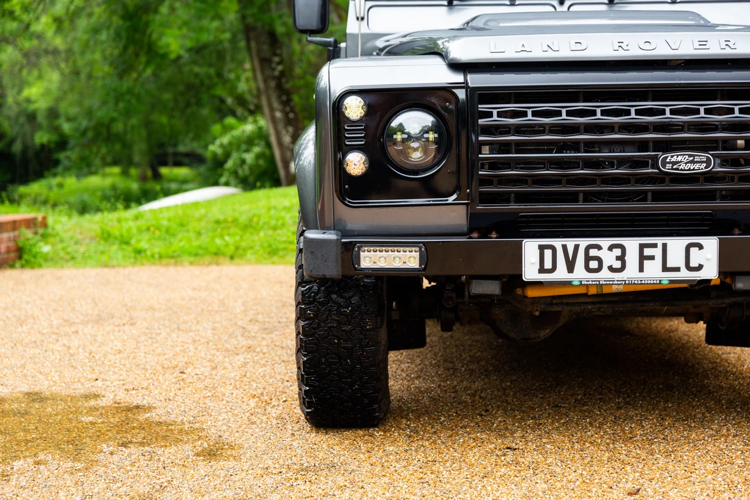 2013 Land Rover Defender 110 - Image 20 of 31
