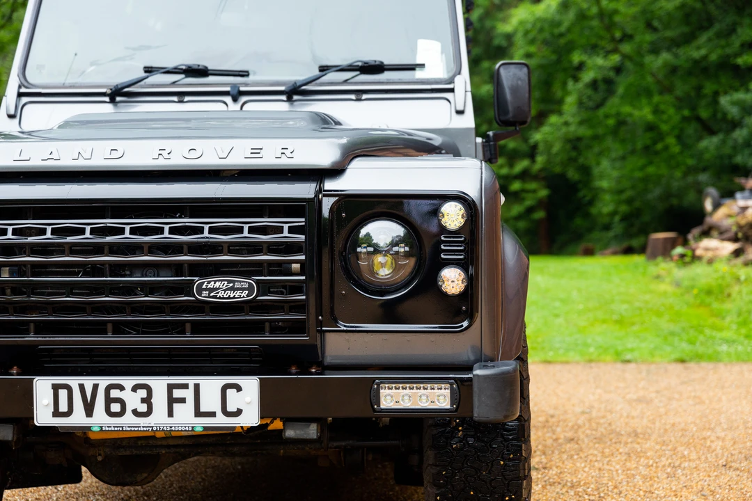 2013 Land Rover Defender 110 - Image 22 of 31