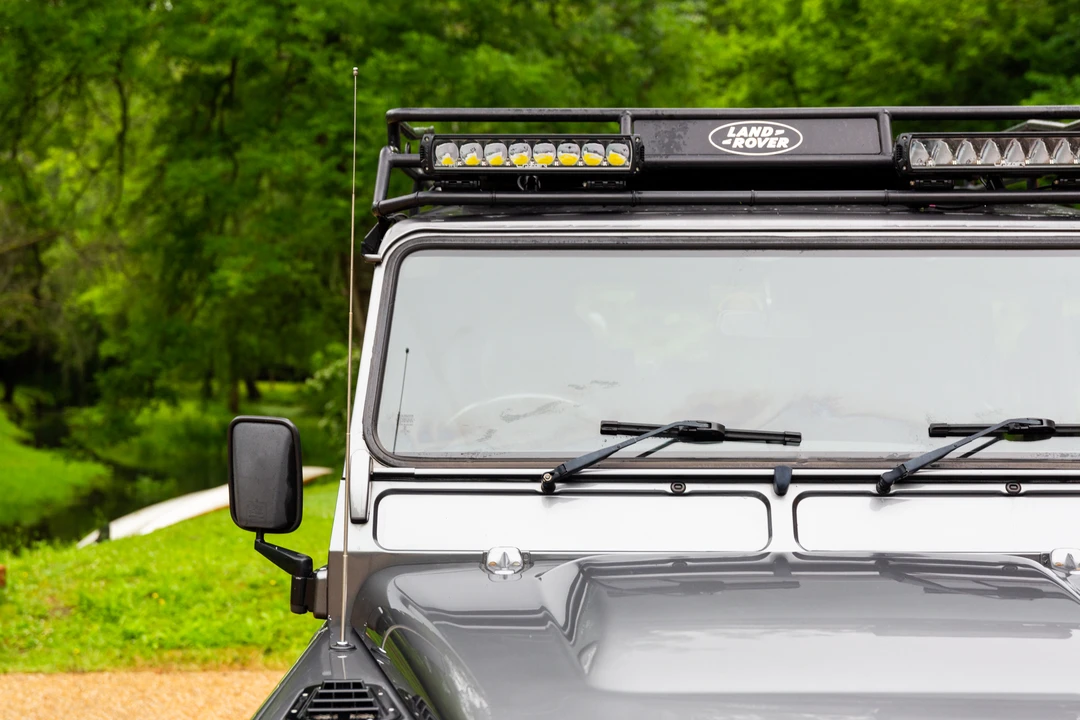 2013 Land Rover Defender 110 - Image 26 of 31