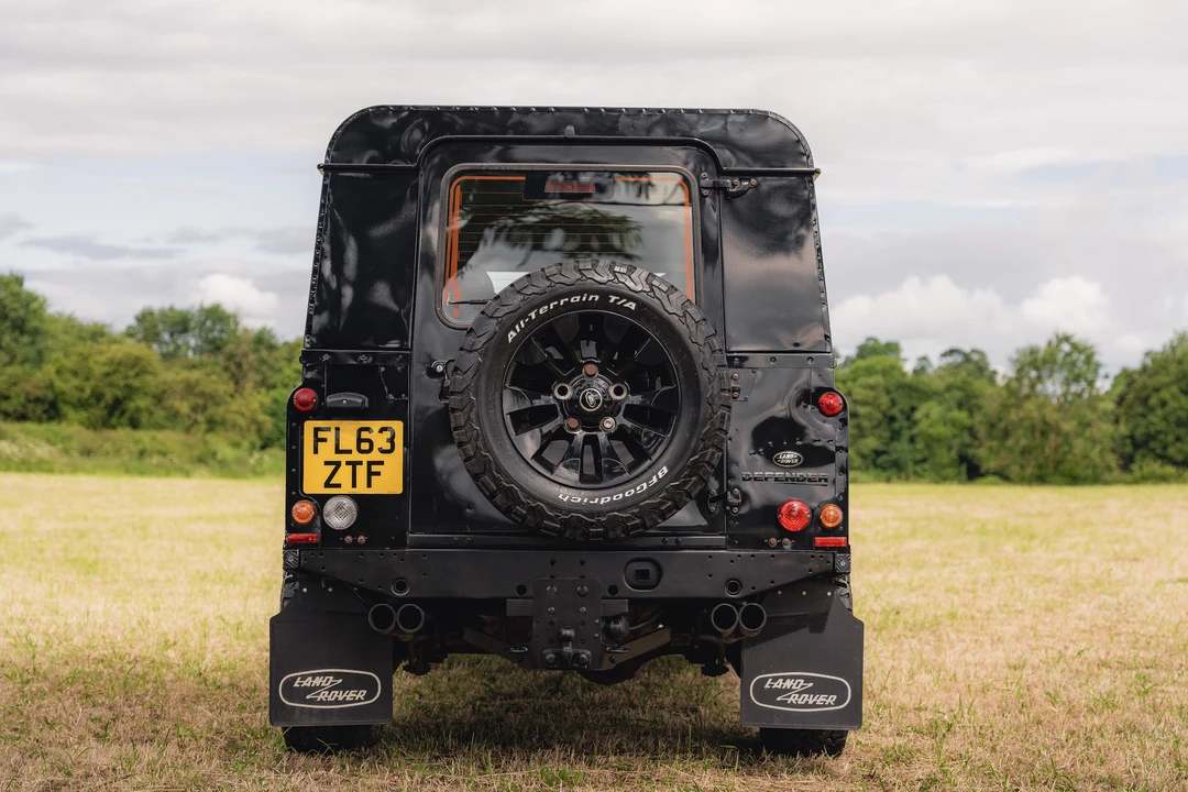 2013 Land Rover Defender 110 - Image 18 of 31