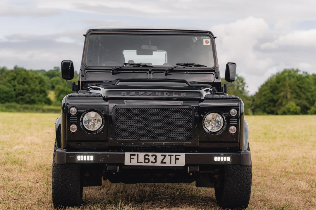 2013 Land Rover Defender 110 - Image 22 of 31