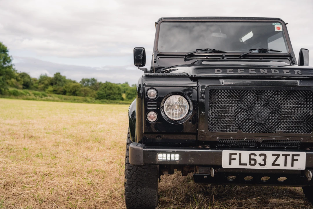 2013 Land Rover Defender 110 - Image 23 of 31