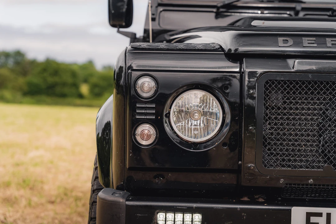 2013 Land Rover Defender 110 - Image 24 of 31