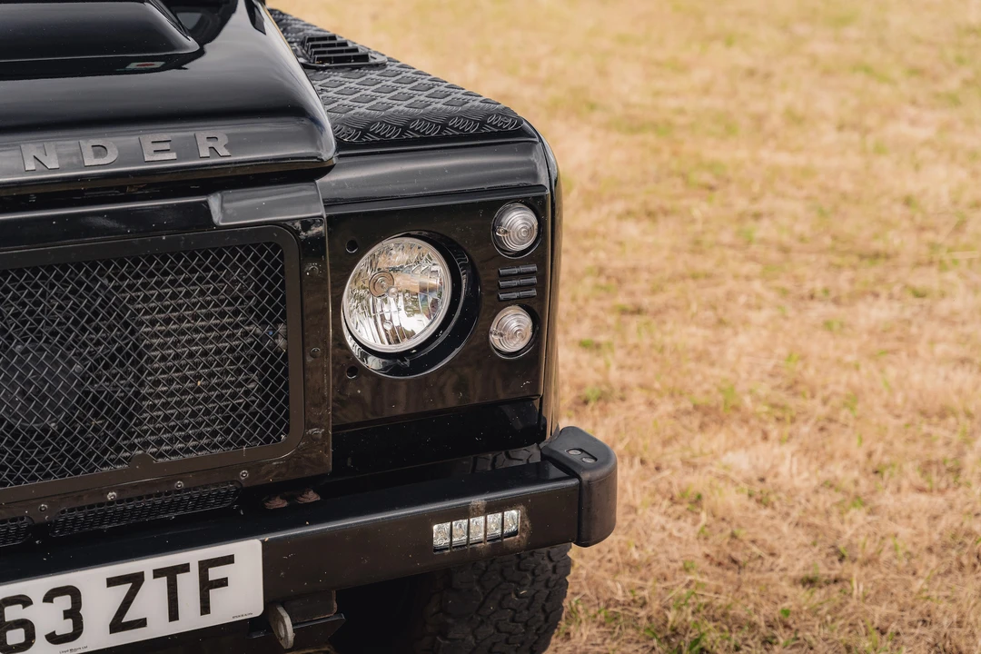 2013 Land Rover Defender 110 - Image 26 of 31