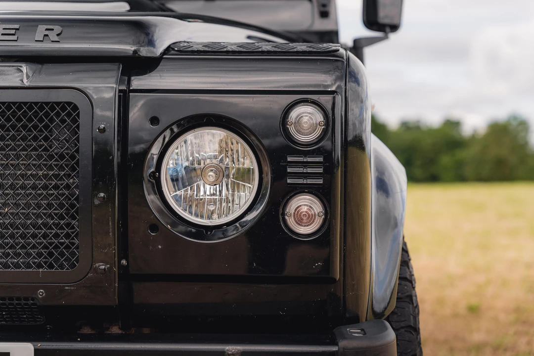 2013 Land Rover Defender 110 - Image 28 of 31