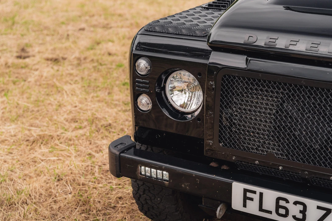2013 Land Rover Defender 110 - Image 30 of 31