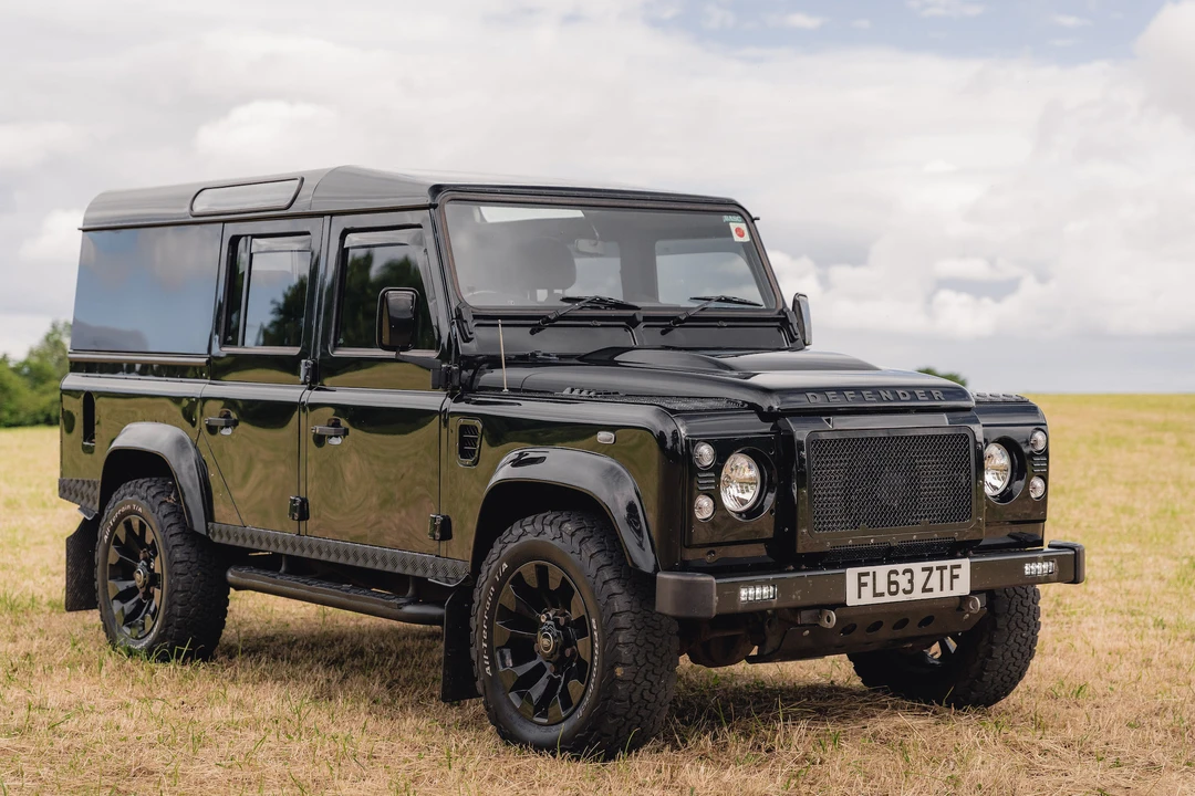 2013 Land Rover Defender 110 - Image 16 of 31