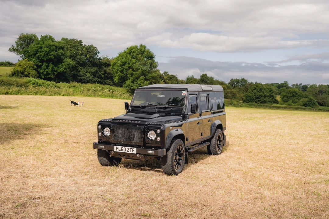2013 Land Rover Defender 110 - Image 10 of 31