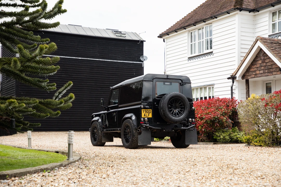 2013 Land Rover Defender 90 - Image 12 of 31