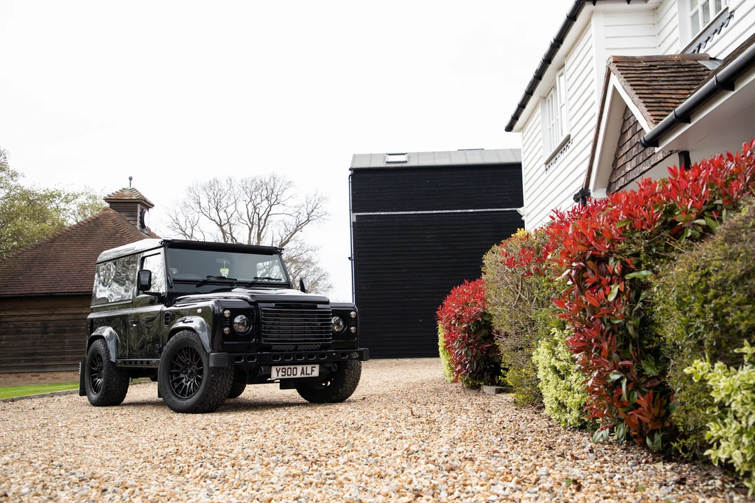 2013 Land Rover Defender 90 - Image 15 of 31