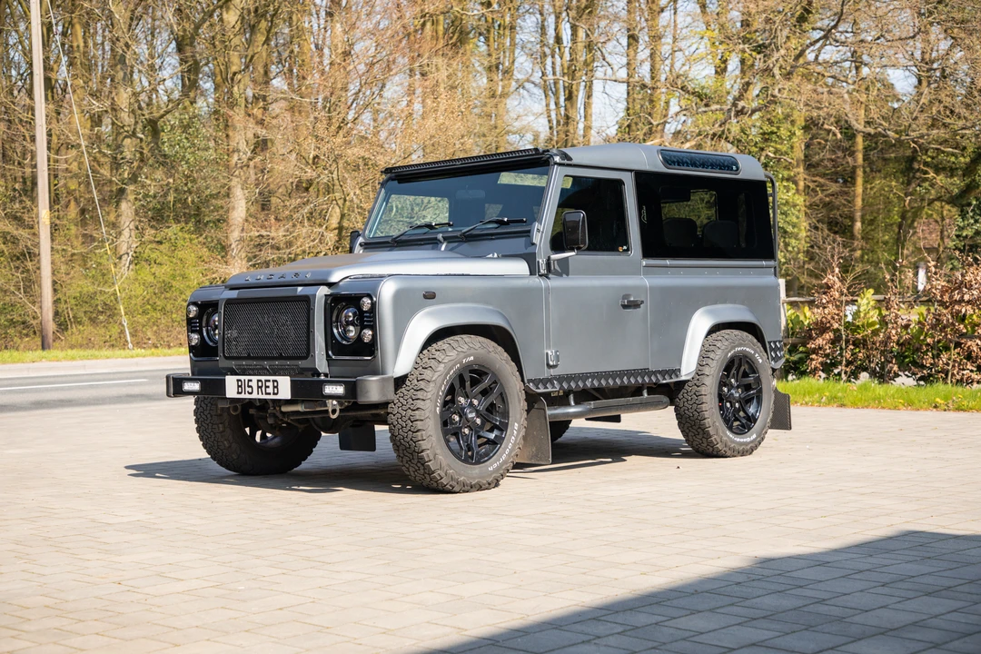 2013 Land Rover Defender 90 - Image 4 of 31
