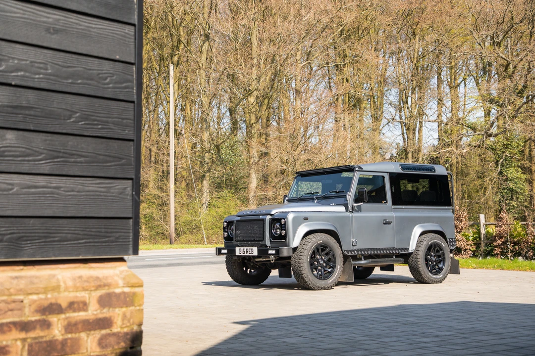 2013 Land Rover Defender 90 - Image 12 of 31