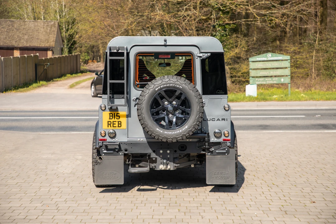 2013 Land Rover Defender 90 - Image 15 of 31