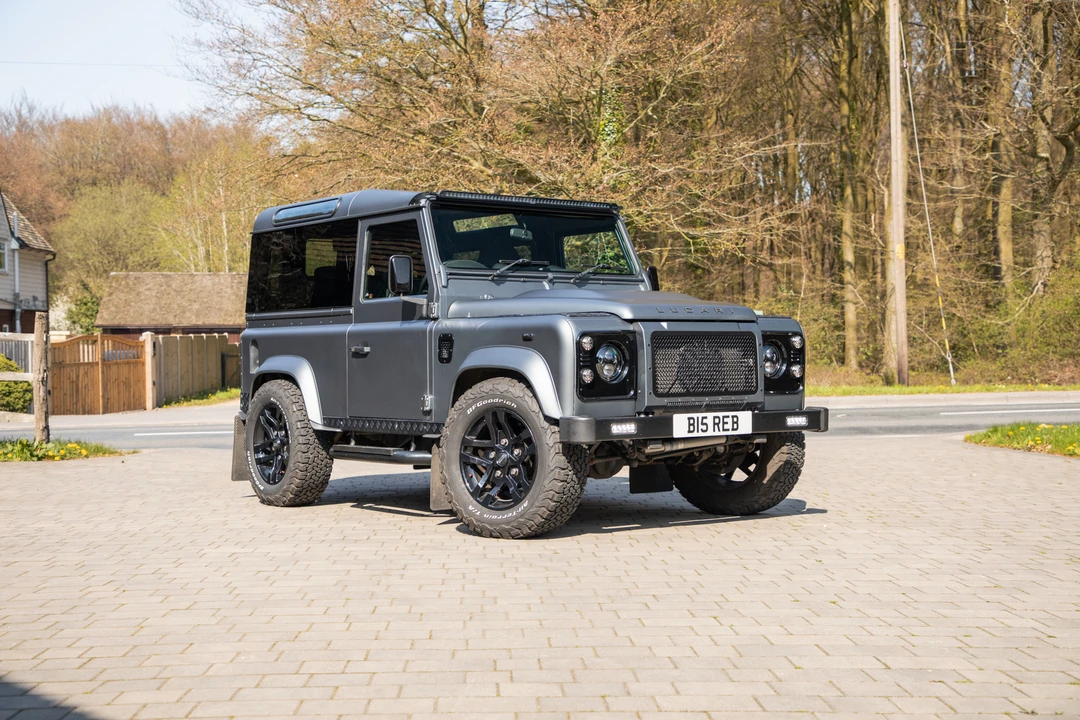 2013 Land Rover Defender 90 - Image 18 of 31